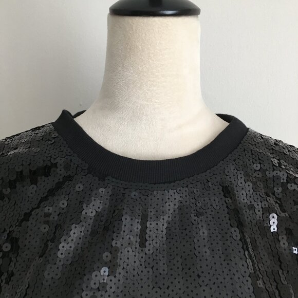 Black White Sequined "IT'S MY BIRTHDAY" Short Sleeve Lined Dress Long Shirt - Picture 3 of 9